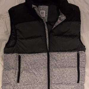 GAP Youth XXL Two-Tone Puffer Vest
